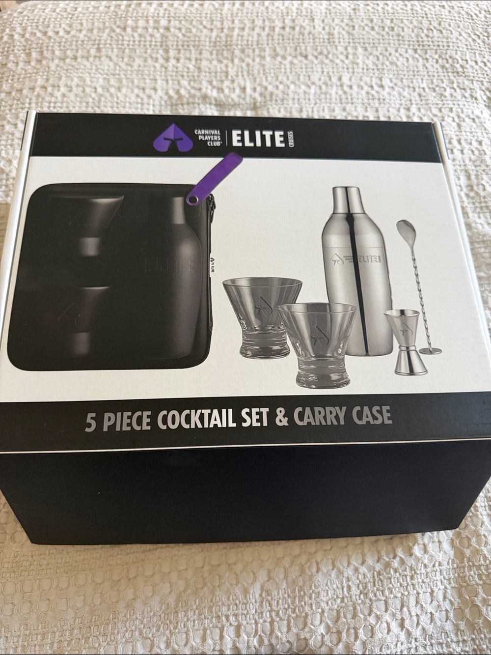 Carnival Elite 5-Piece Cocktail Set in Black and Silver (one glass broken)